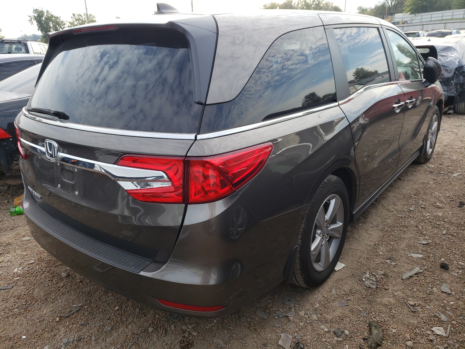 5FNRL6H73KB053251 2019 Honda Odyssey Exl