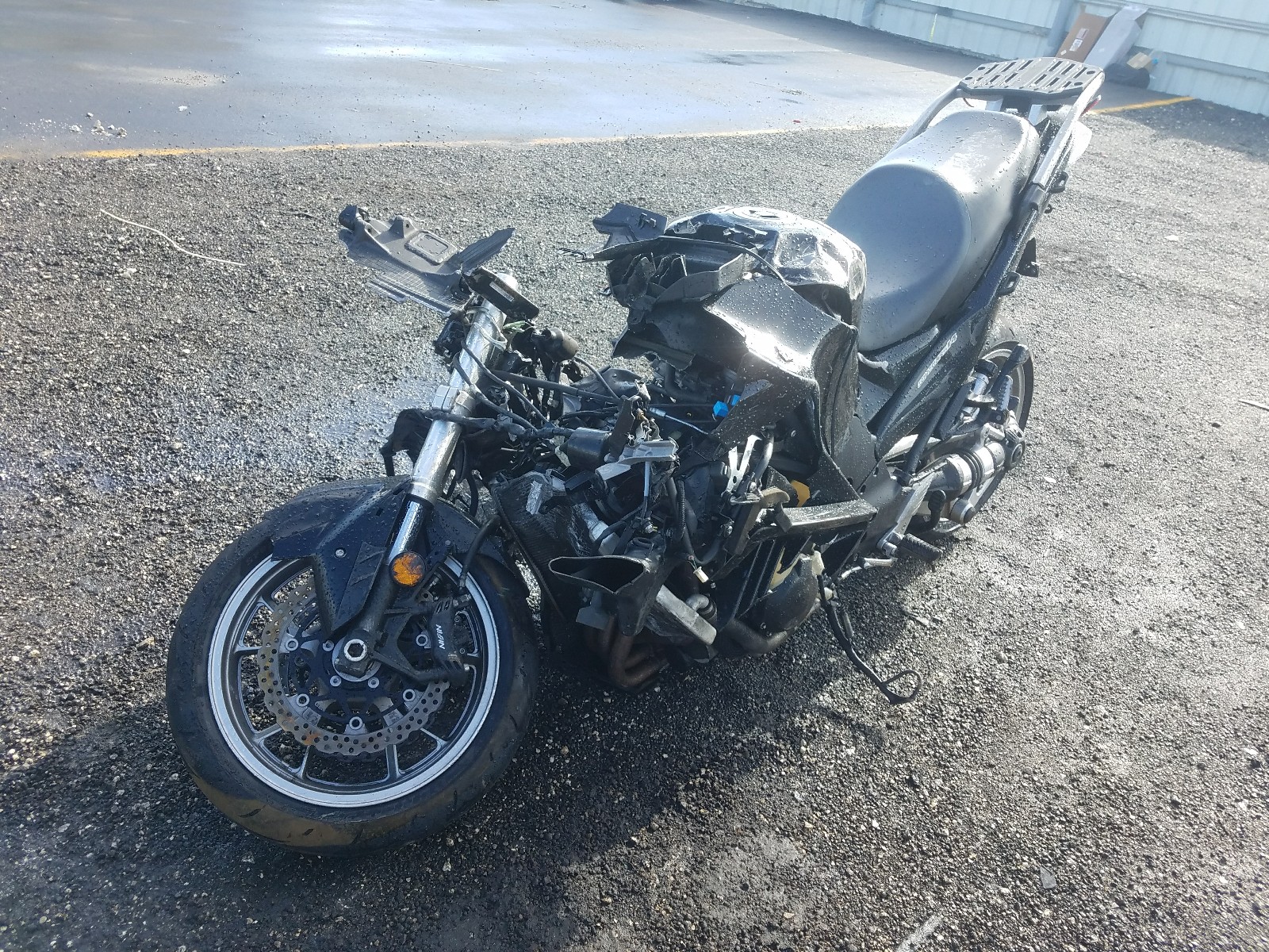 2009 Kawasaki Zg1400 B VIN: JKBZGNB1X9A010568 Lot: 82012084