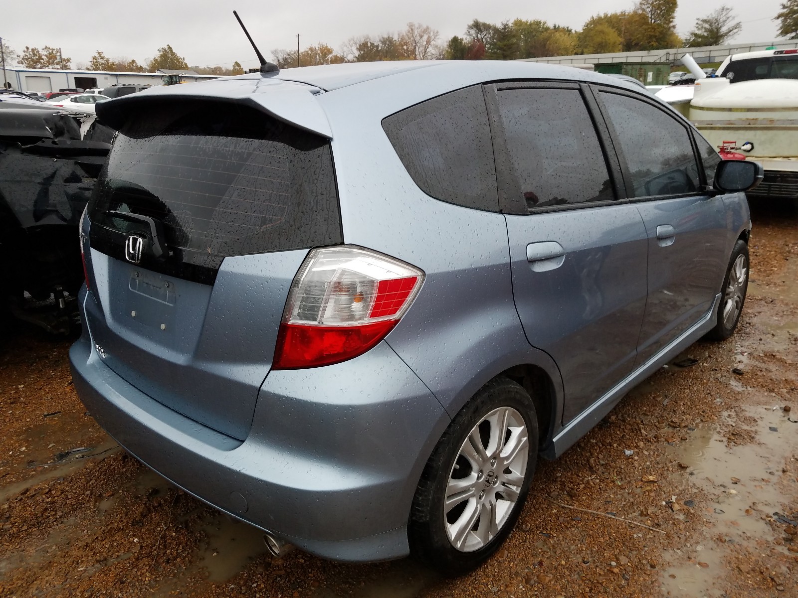 JHMGE8H50BC020070 2011 Honda Fit Sport