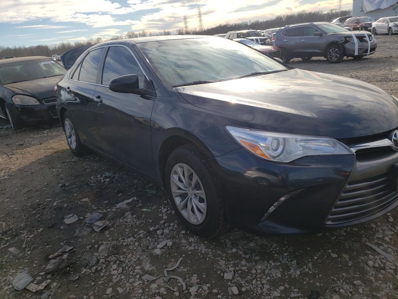 4T1BF1FKXHU407233 2017 Toyota Camry Le