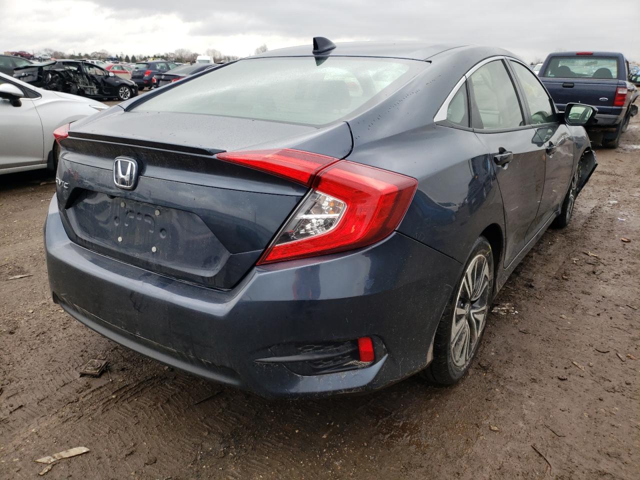 JHMFC1F76JX032518 2018 Honda Civic Exl