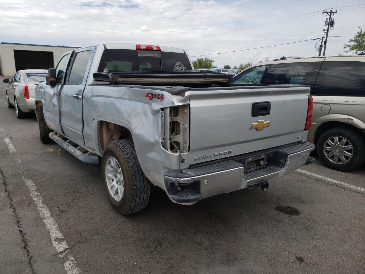 3GCUKREH0JG236515 2018 Chevrolet Silverado K1500 Lt