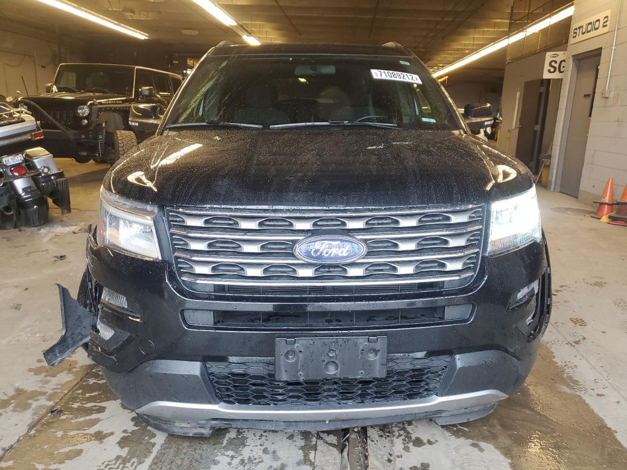 1FM5K8D82HGD81511 2017 Ford Explorer Xlt