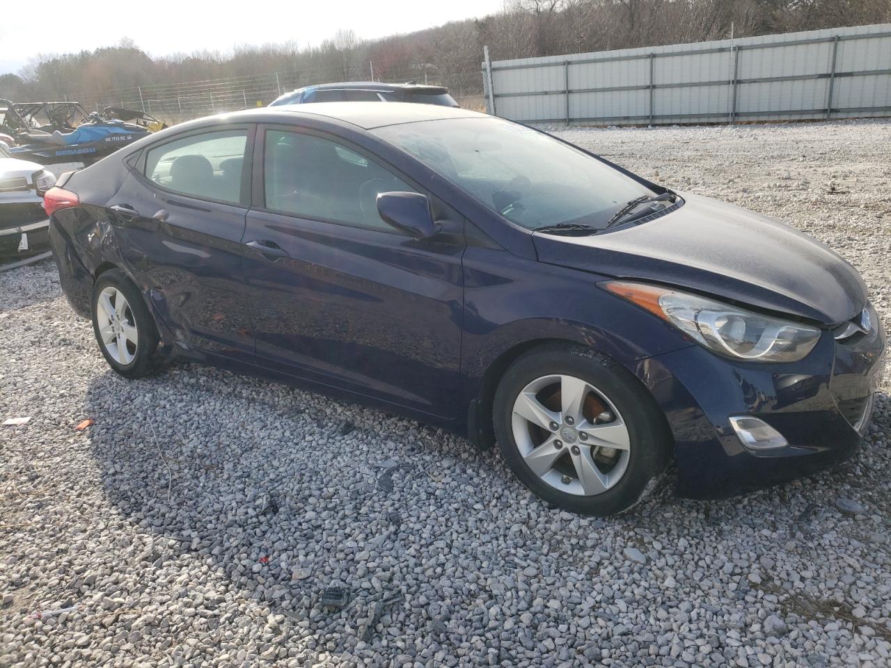 5NPDH4AE3DH405242 2013 Hyundai Elantra Gls