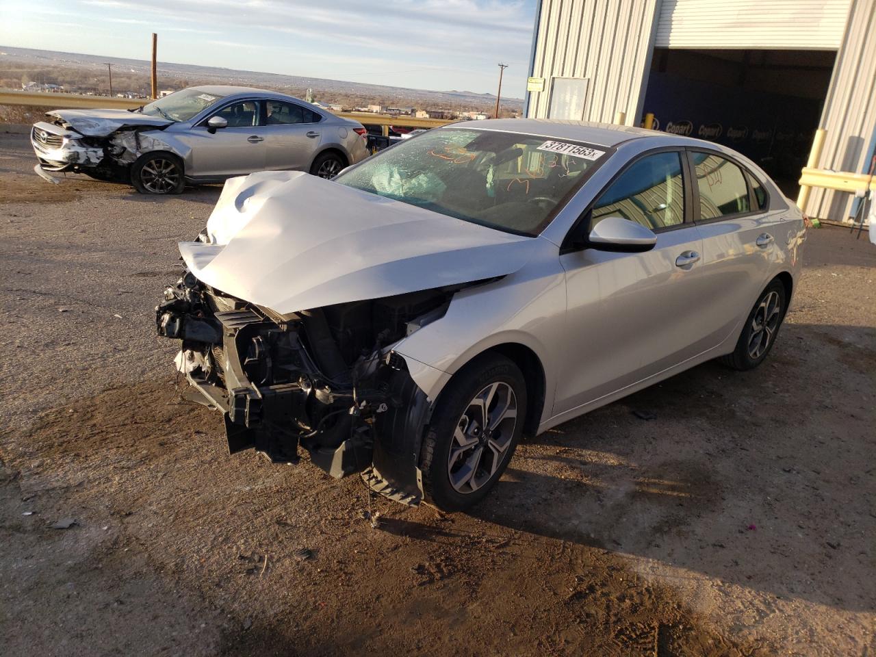 3KPF24AD5KE137054 2019 Kia Forte Fe