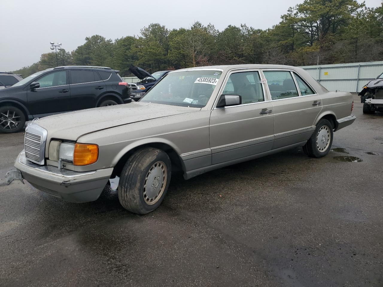 1989 Mercedes-Benz 420 Sel VIN: WDBCA35E1KA465561 Lot: 61400034