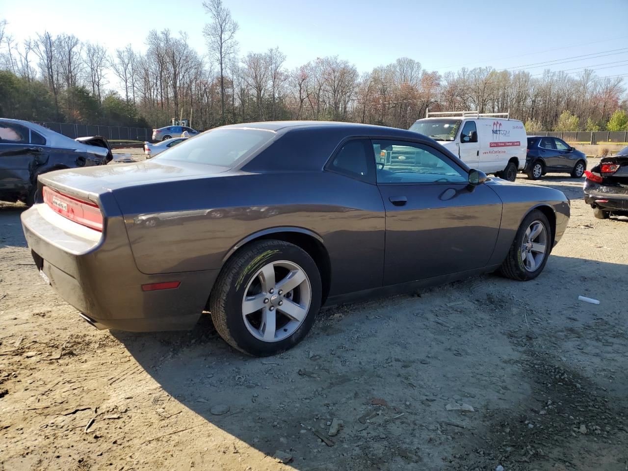 2C3CDYAG2EH233980 2014 Dodge Challenger Sxt