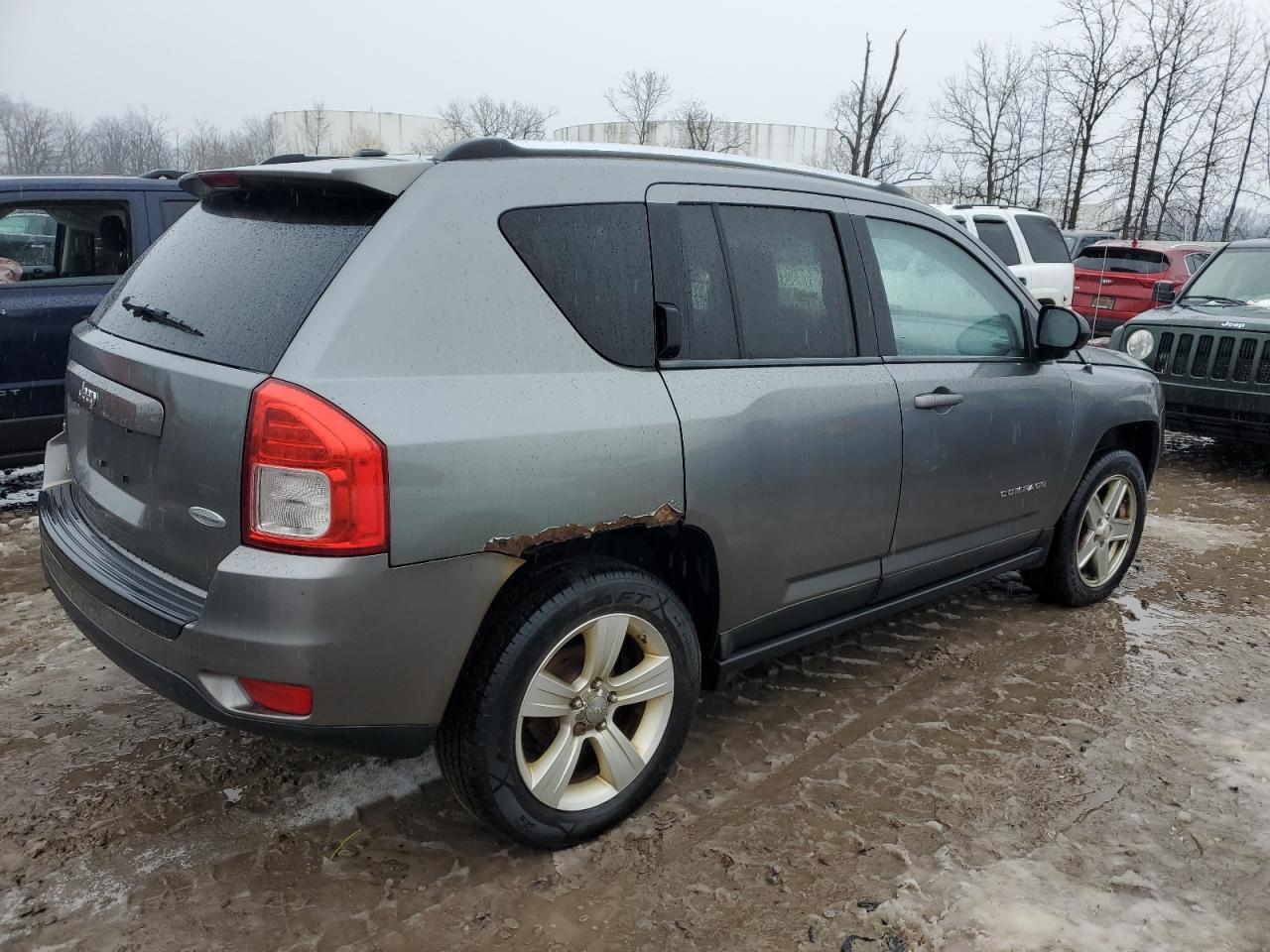 1J4NF1FB5BD282953 2011 Jeep Compass Sport