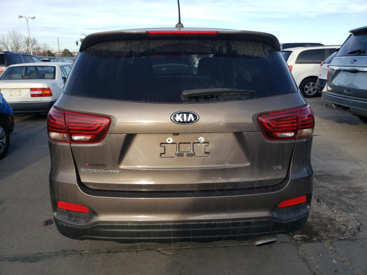 2020 Kia Sorento S VIN: 5XYPGDA54LG617797 Lot: 36806114