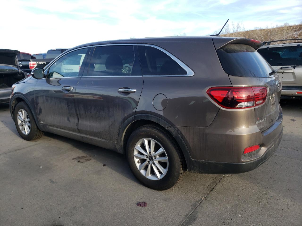 2020 Kia Sorento S VIN: 5XYPGDA54LG617797 Lot: 36806114