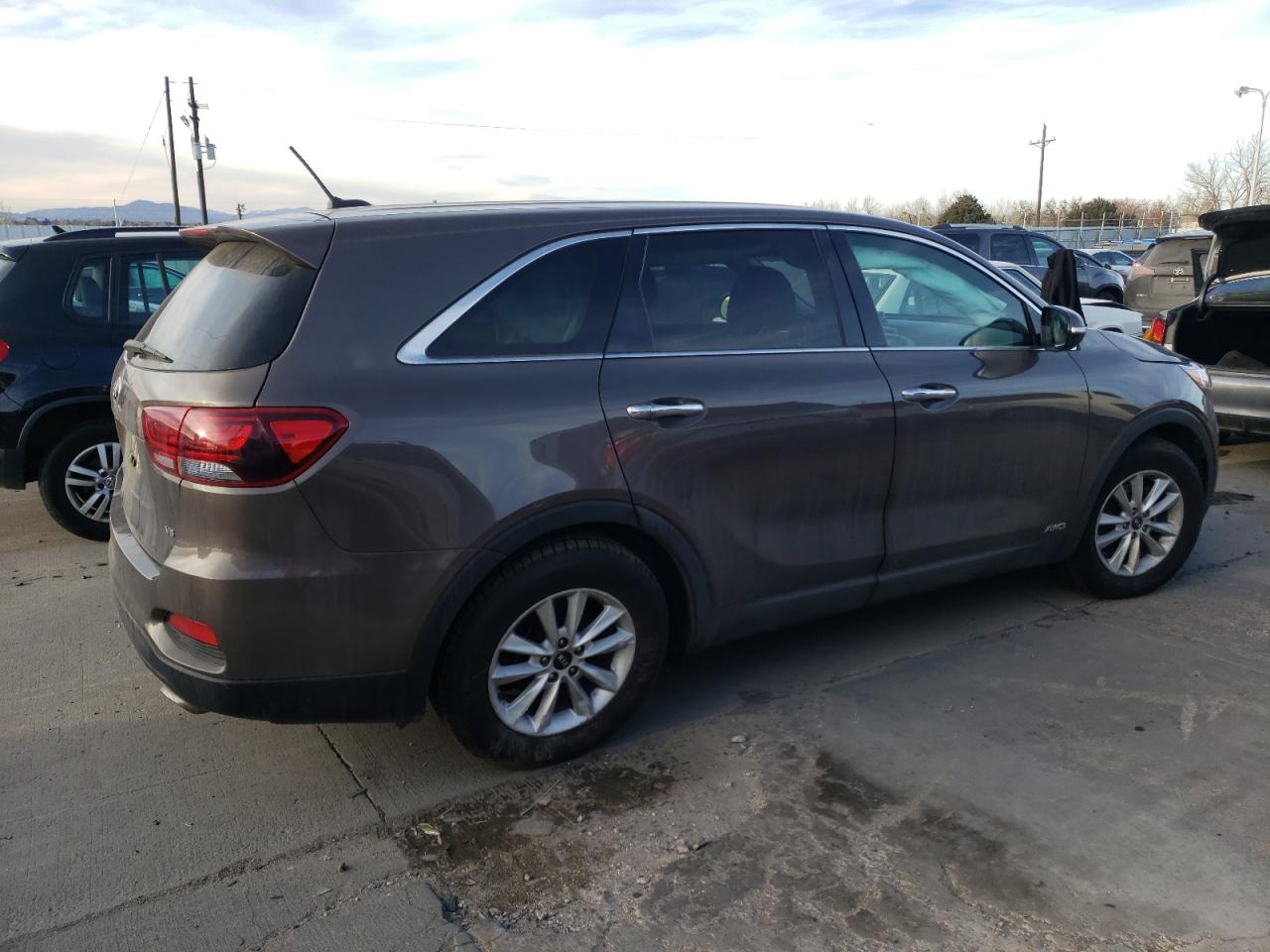 2020 Kia Sorento S VIN: 5XYPGDA54LG617797 Lot: 36806114