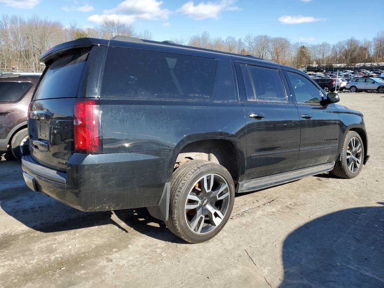 1GNSKJKC7KR146871 2019 Chevrolet Suburban K1500 Premier