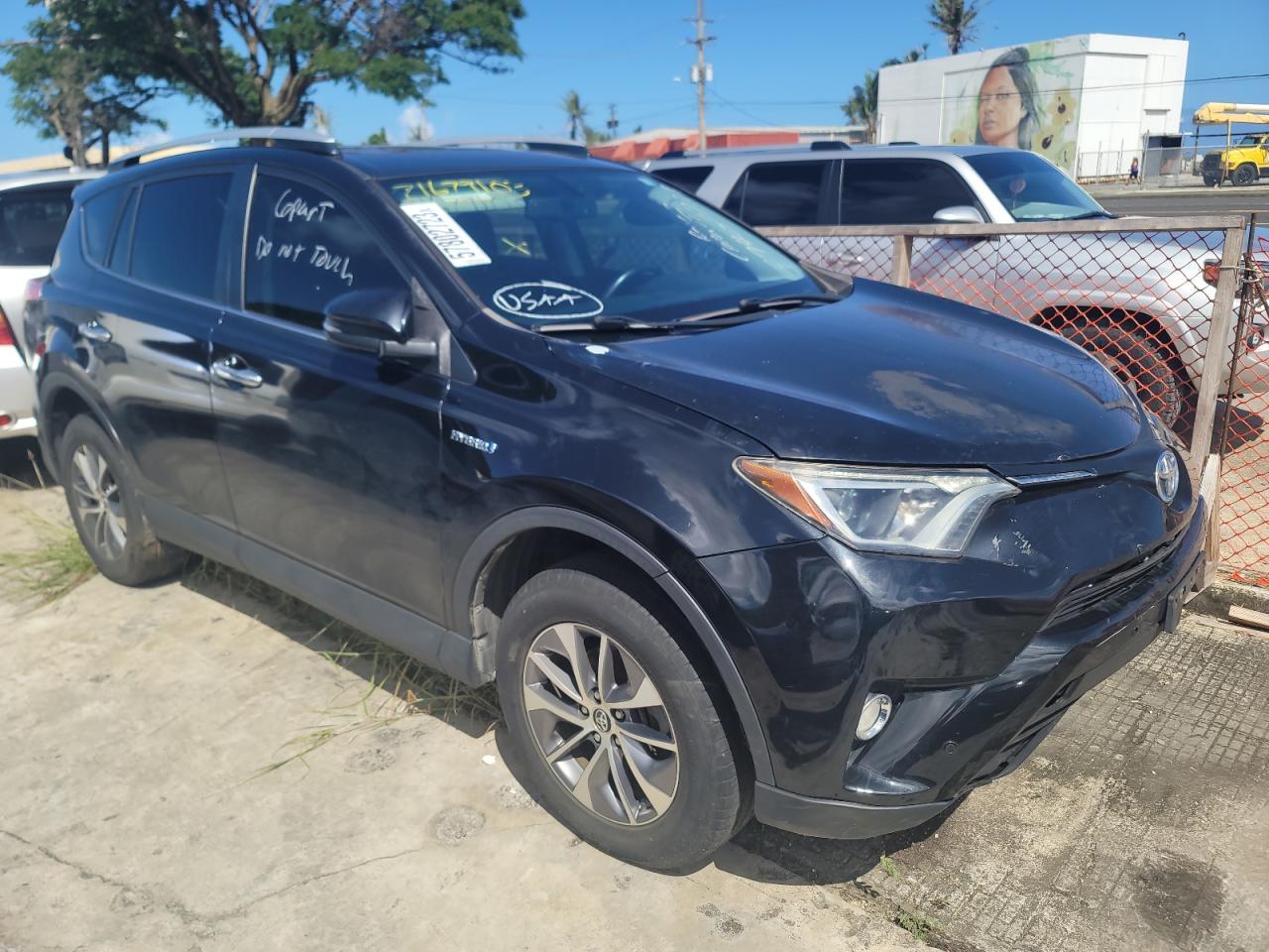 JTMDJREV0GD016161 2016 Toyota Rav4 Hv Limited