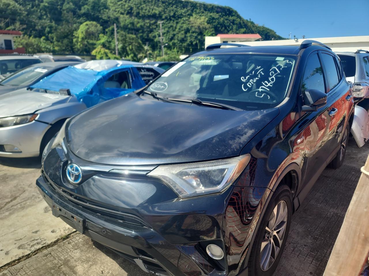 JTMDJREV0GD016161 2016 Toyota Rav4 Hv Limited