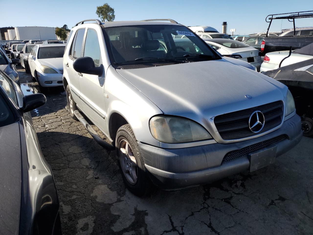 4JGAB54EXXA144088 1999 Mercedes-Benz Ml 320