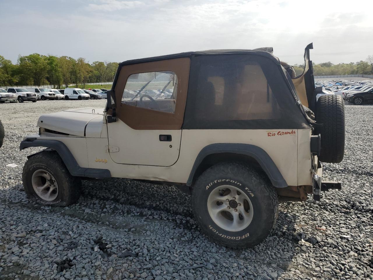 1995 Jeep Wrangler / Yj S VIN: 1J4FY19P0SP267541 Lot: 48353564