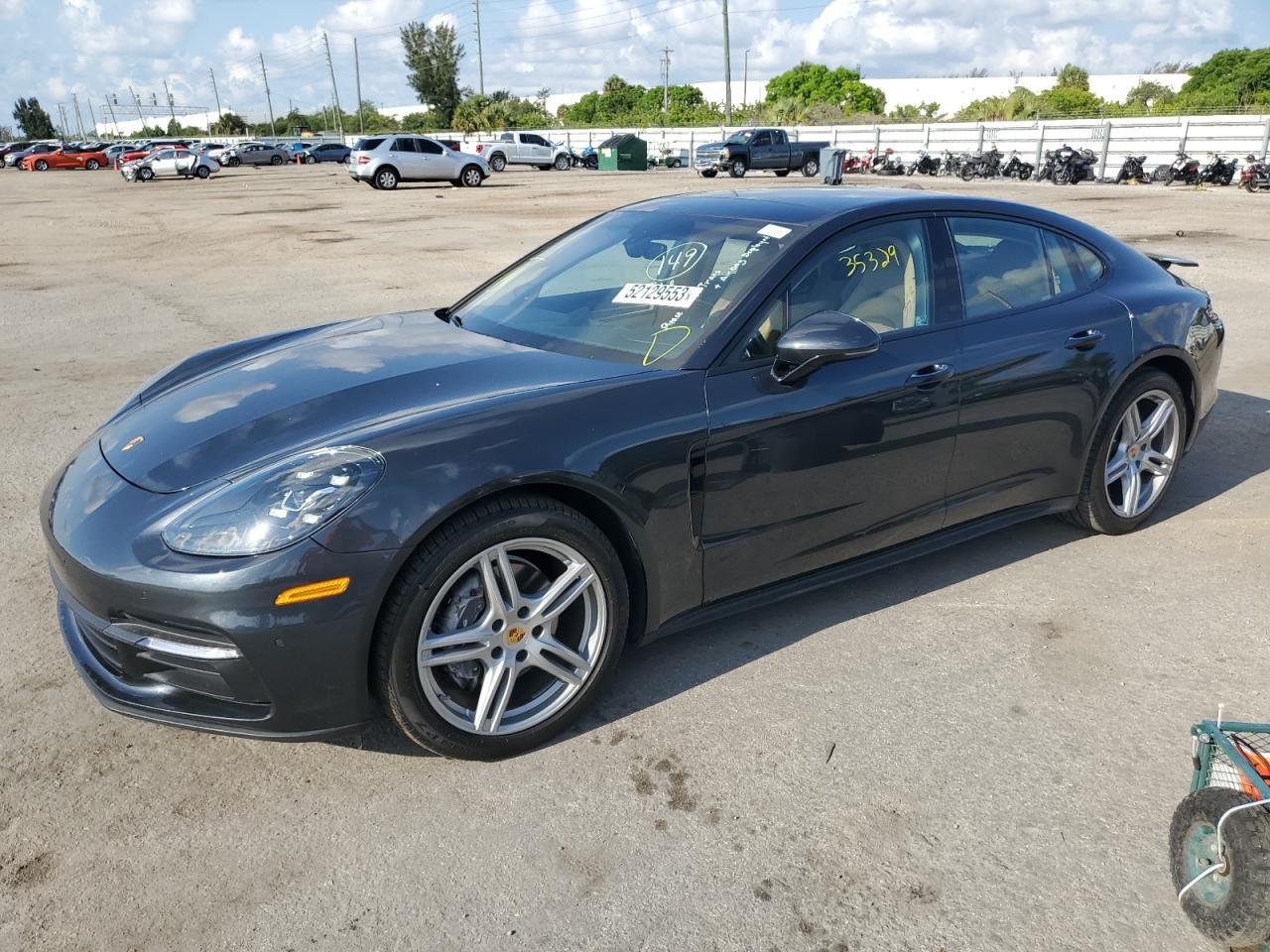 WP0AA2A71JL109804 2018 Porsche Panamera 4