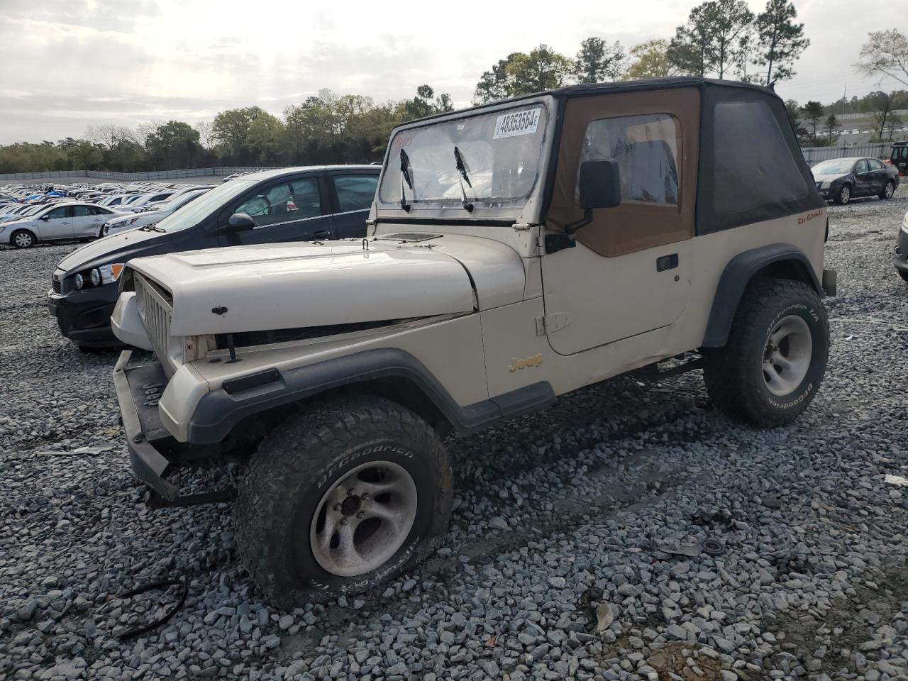 1995 Jeep Wrangler / Yj S VIN: 1J4FY19P0SP267541 Lot: 48353564