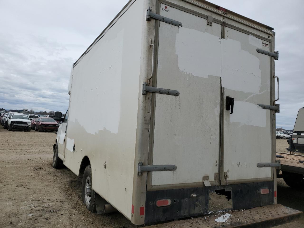 1GD07RFGXJ1163427 2018 GMC Savana Cutaway G3500