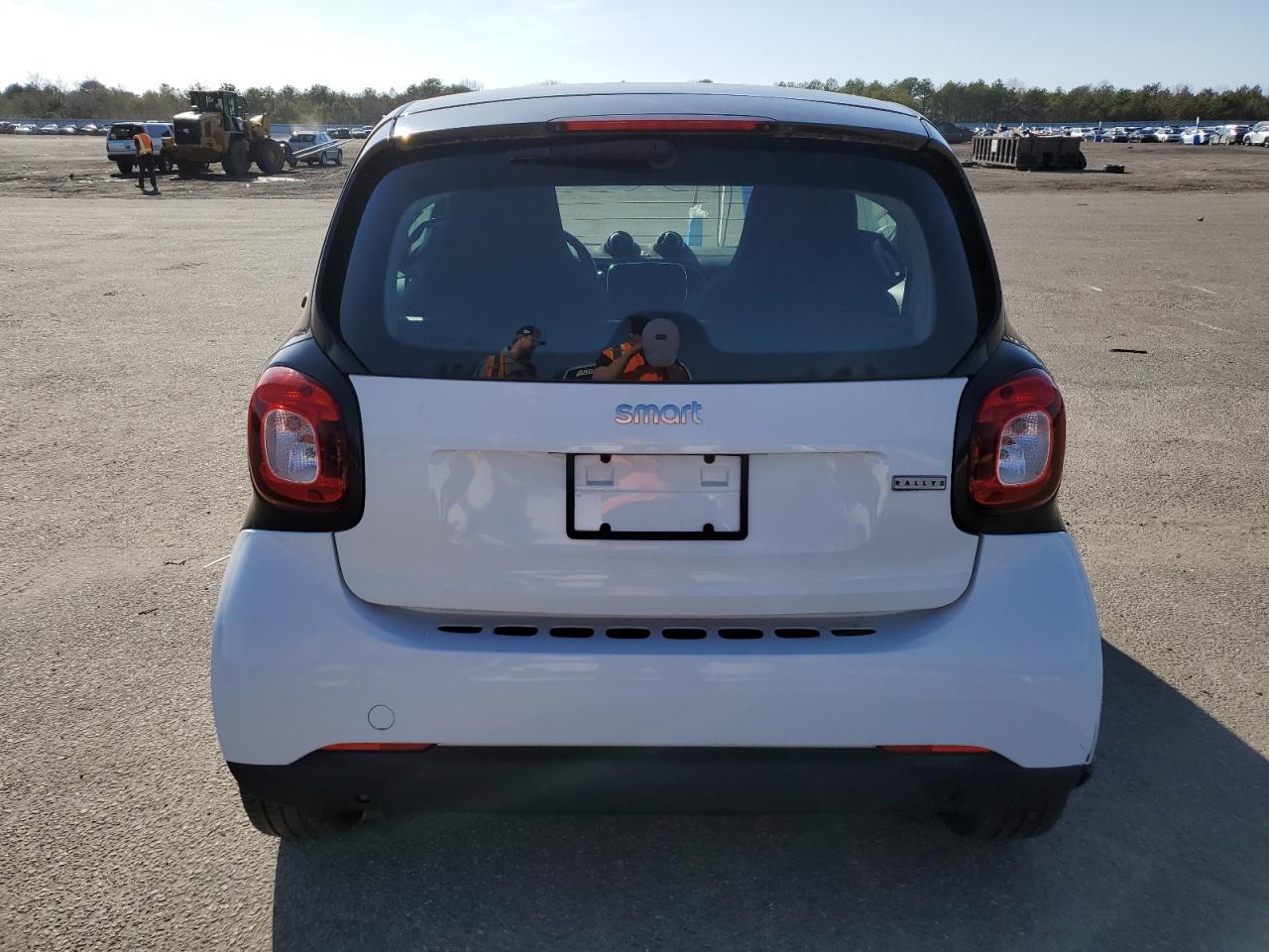 2016 Smart Fortwo VIN: WMEFJ5DA2GK061874 Lot: 46577044