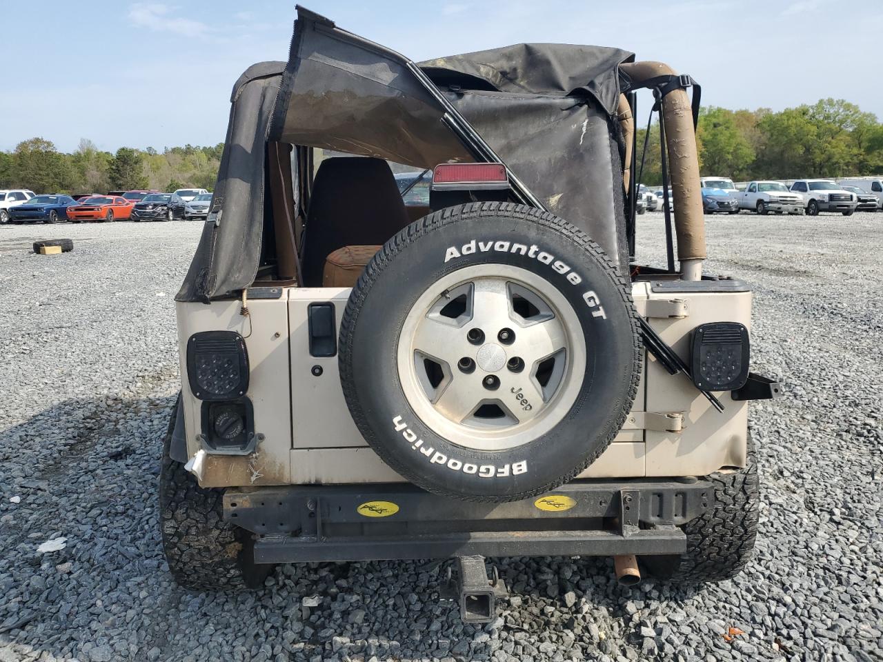 1995 Jeep Wrangler / Yj S VIN: 1J4FY19P0SP267541 Lot: 48353564