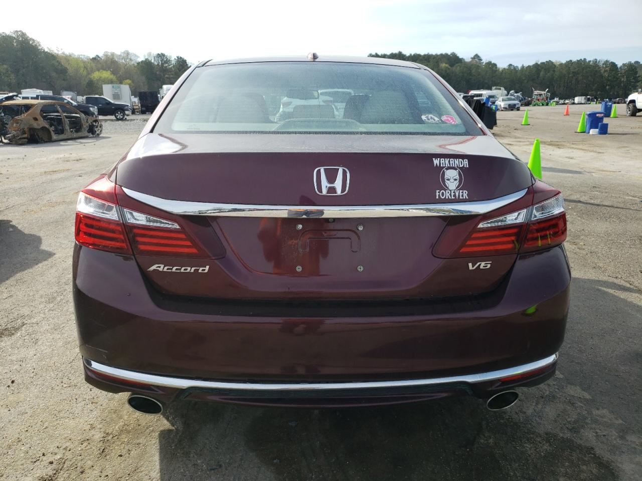 2016 Honda Accord Exl VIN: 1HGCR3F87GA012332 Lot: 47103064