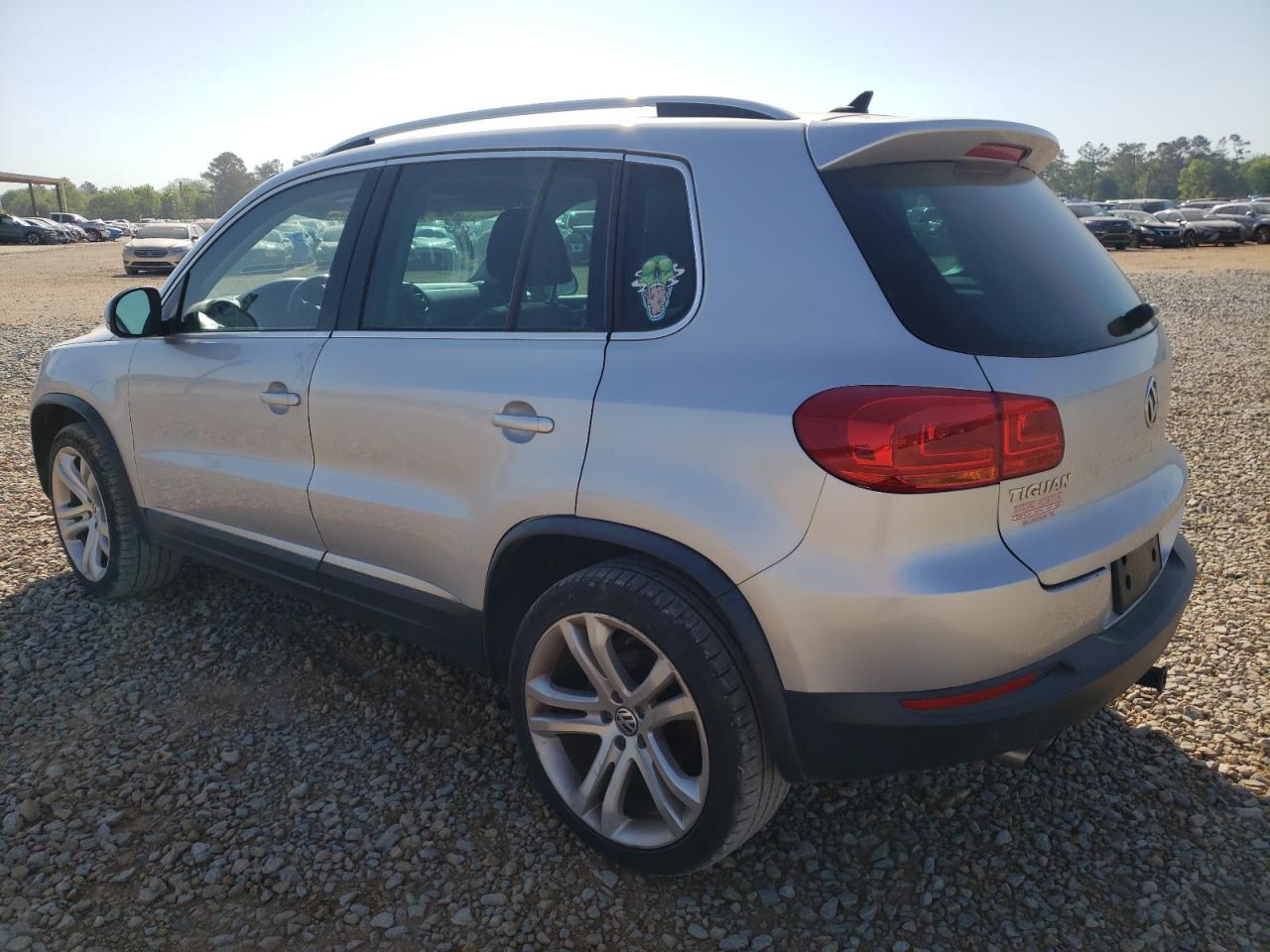 WVGAV7AX0CW593883 2012 Volkswagen Tiguan S