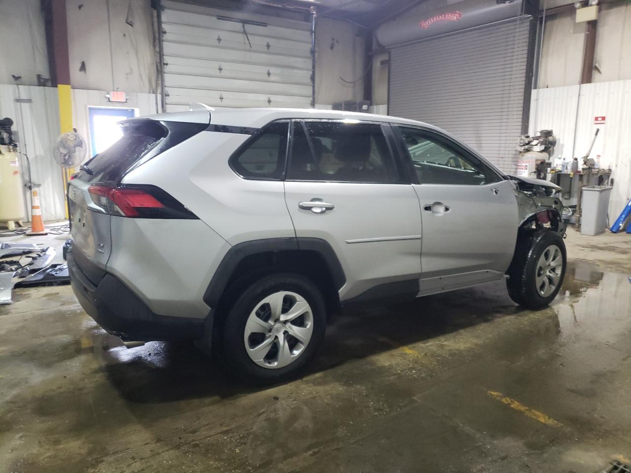 2T3G1RFV9NC311191 2022 Toyota Rav4 Le