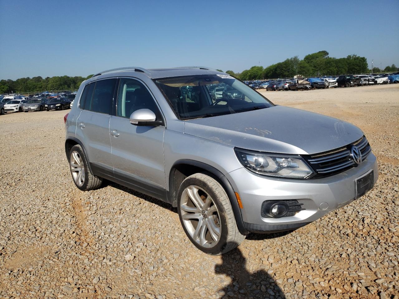 WVGAV7AX0CW593883 2012 Volkswagen Tiguan S