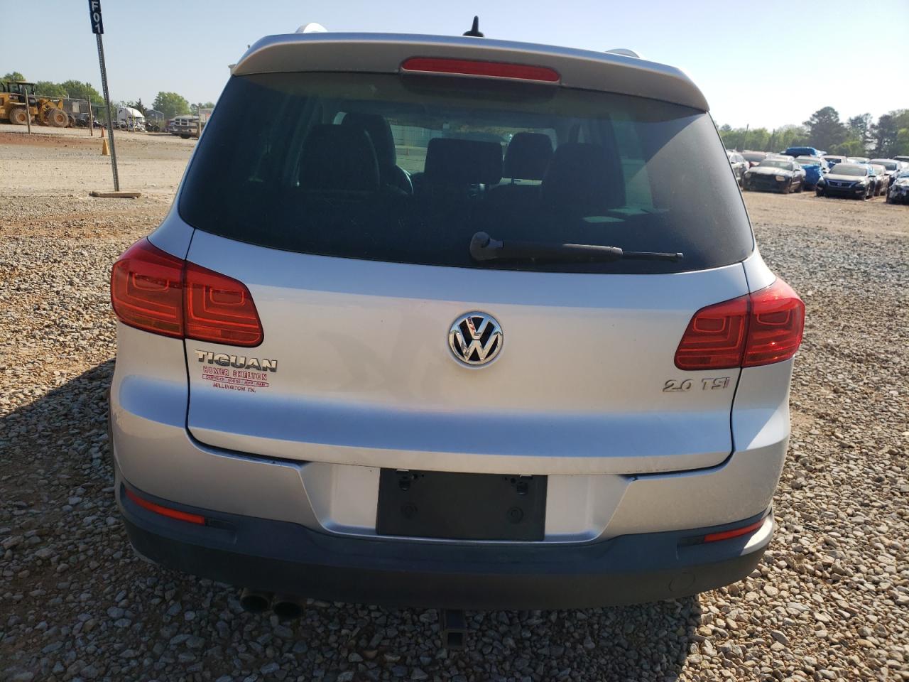 WVGAV7AX0CW593883 2012 Volkswagen Tiguan S