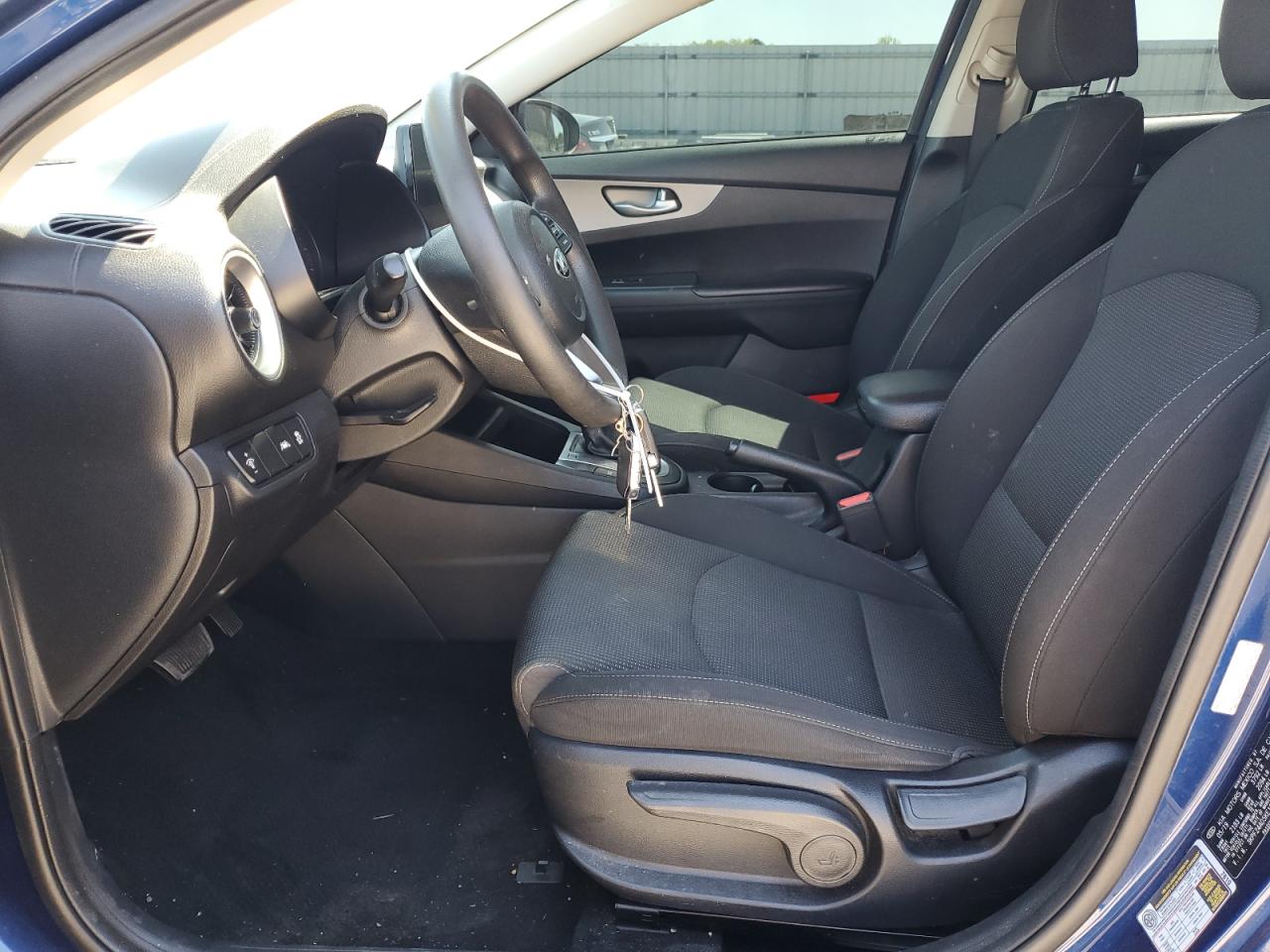 3KPF24AD5KE131755 2019 Kia Forte Fe