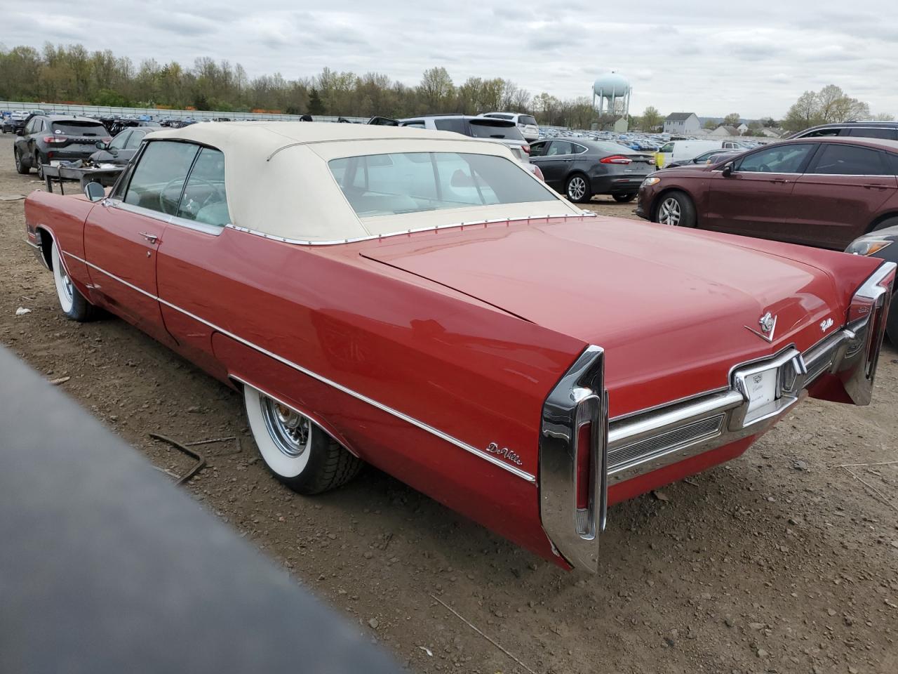 1966 Cadillac Deville VIN: F6287812 Lot: 76001014