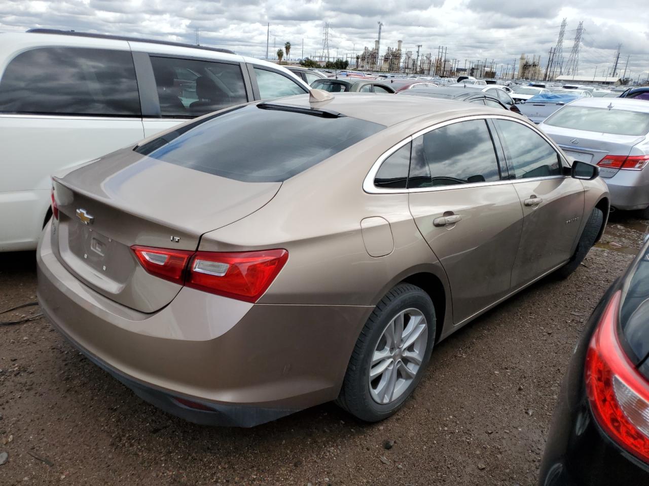 1G1ZD5ST5JF118942 2018 Chevrolet Malibu Lt