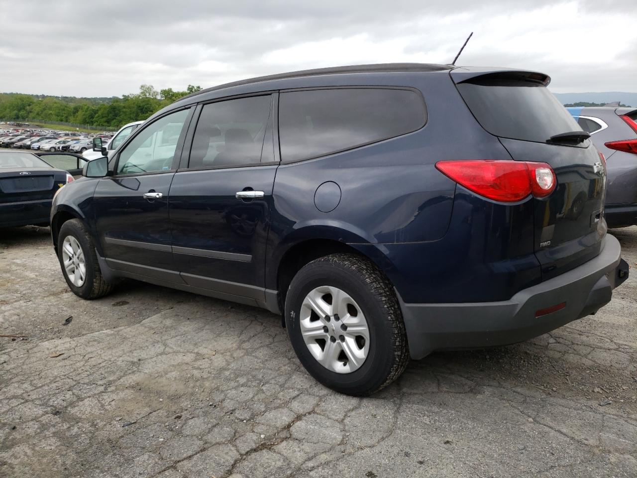 1GNKVEED5BJ144232 2011 Chevrolet Traverse Ls