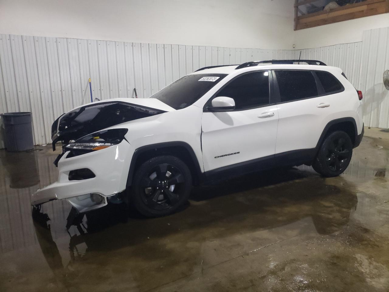 1C4PJLCB8JD527952 2018 Jeep Cherokee Latitude