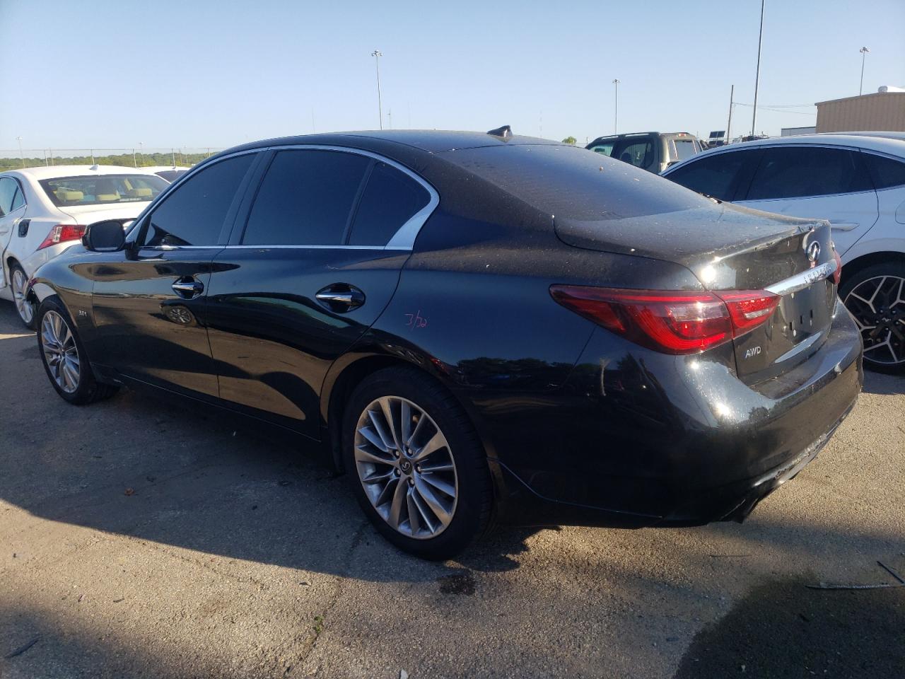 JN1EV7AR5JM436451 2018 Infiniti Q50 Luxe