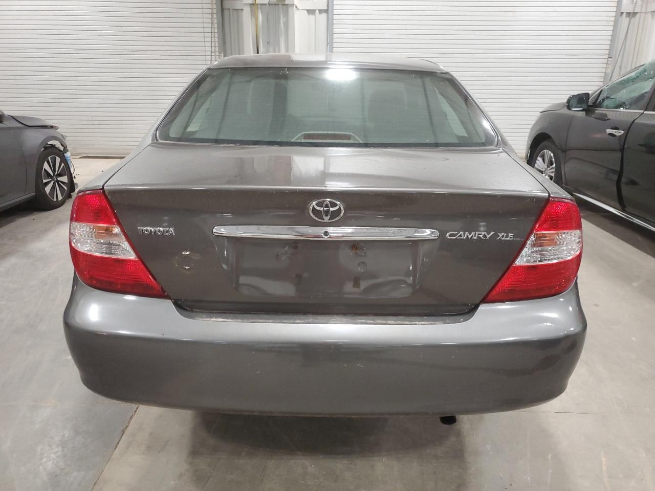 2003 Toyota Camry Le VIN: 4T1BE30K83U761770 Lot: 56157464