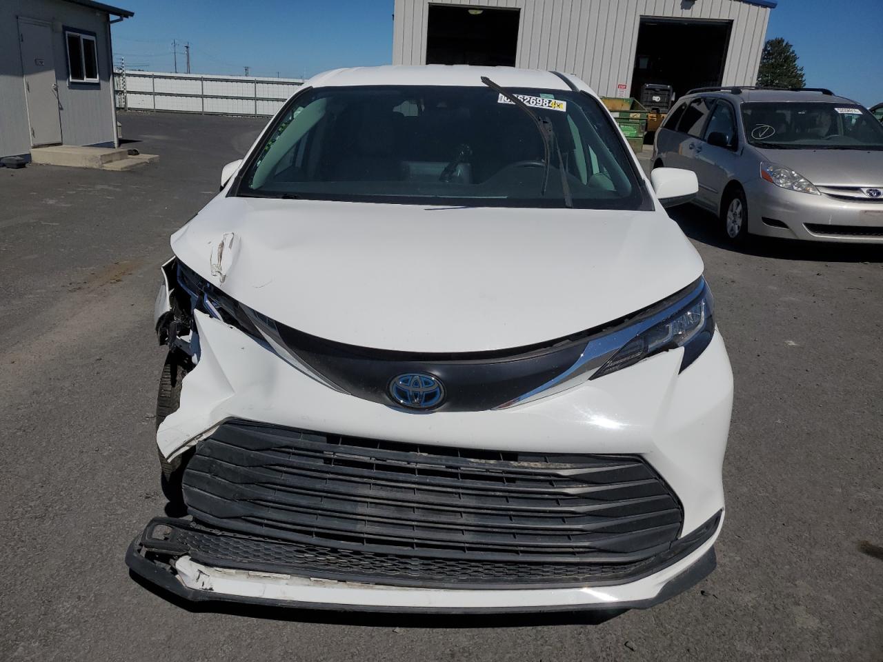 2021 Toyota Sienna Le VIN: 5TDKRKECXMS043129 Lot: 60626984