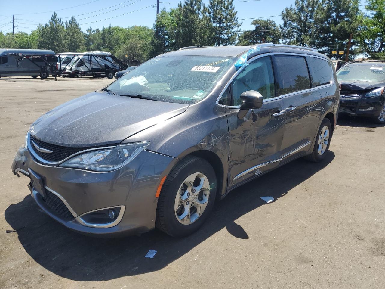 2C4RC1EG6HR778475 2017 Chrysler Pacifica Touring L Plus