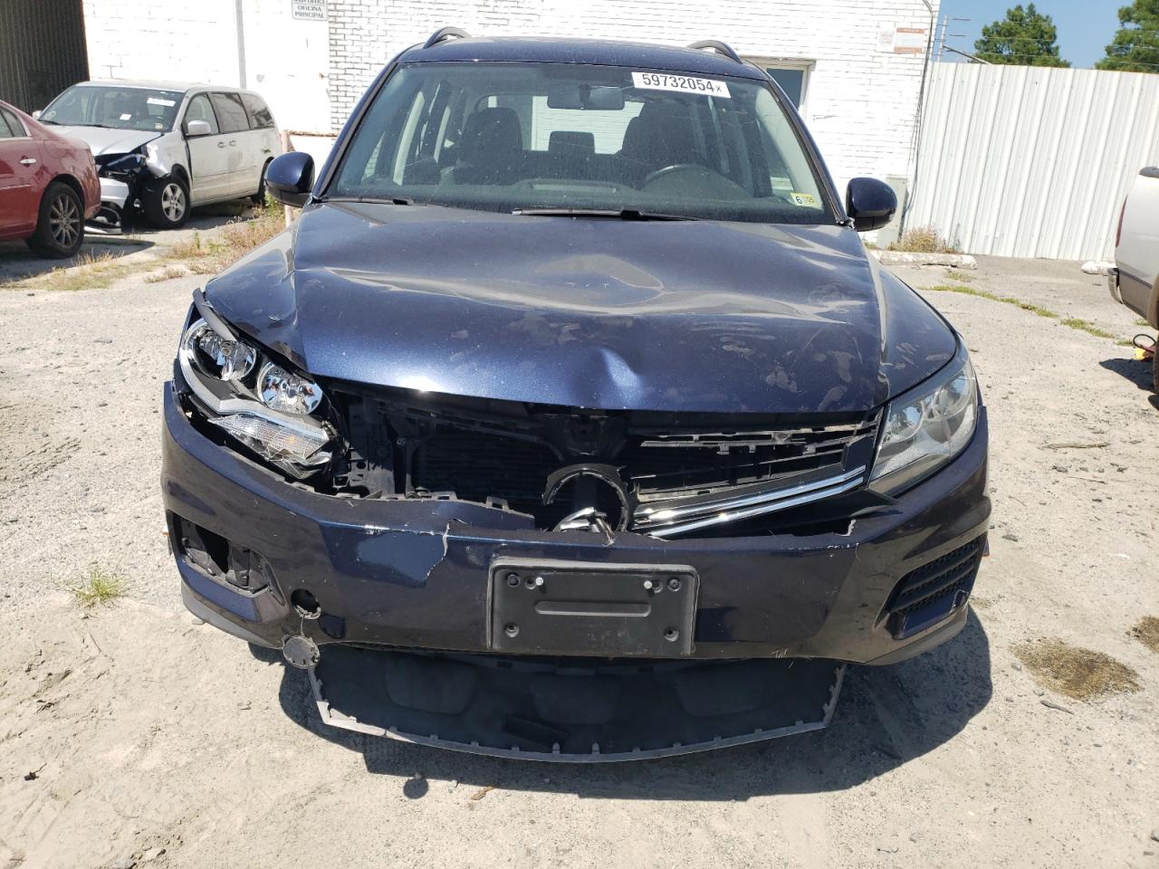 WVGAV7AX8FW588886 2015 Volkswagen Tiguan S