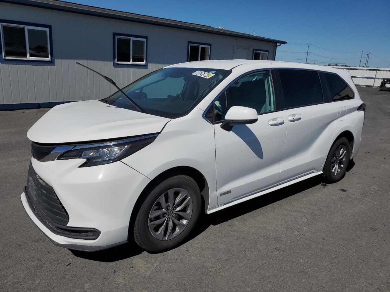 2021 Toyota Sienna Le VIN: 5TDKRKECXMS043129 Lot: 60626984