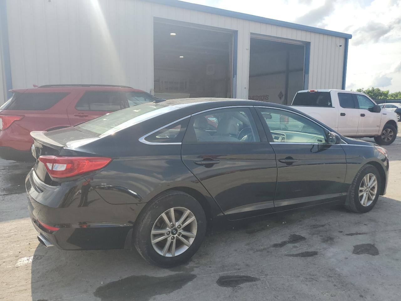 5NPE24AF3FH187496 2015 Hyundai Sonata Se