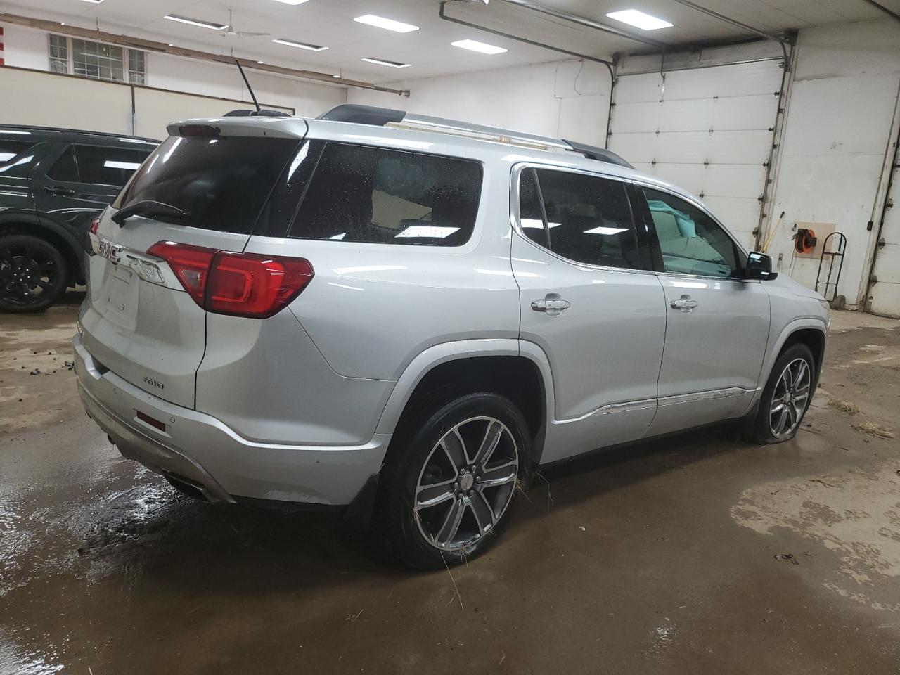 1GKKNXLS8HZ249870 2017 GMC Acadia Denali