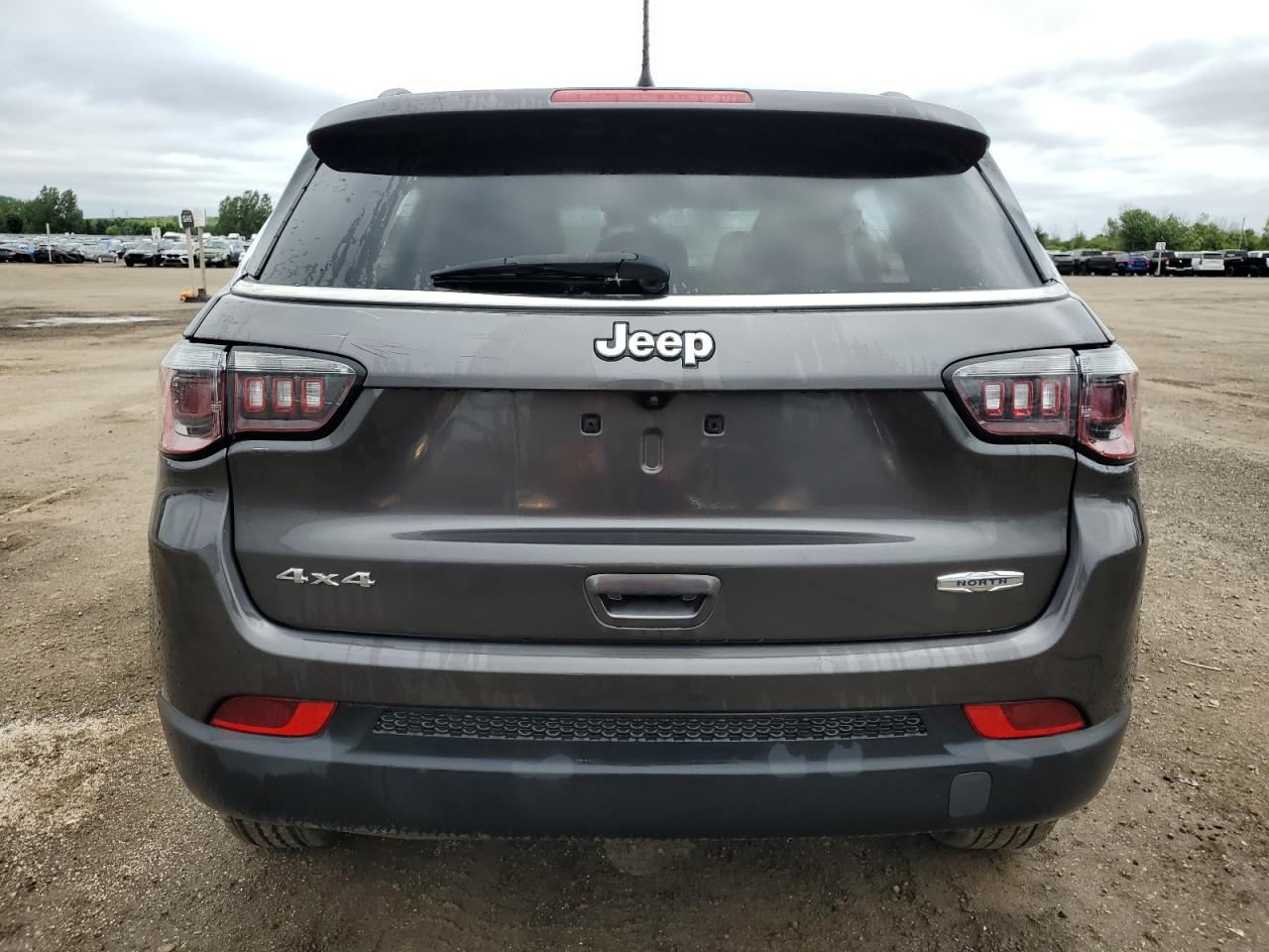 3C4NJDBBXNT150667 2022 Jeep Compass Latitude