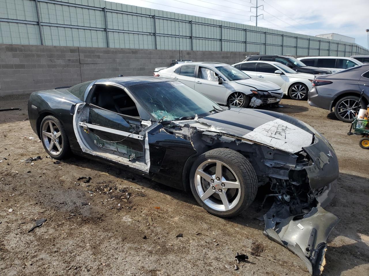 2005 Chevrolet Corvette VIN: 1G1YY24U255125184 Lot: 61068644