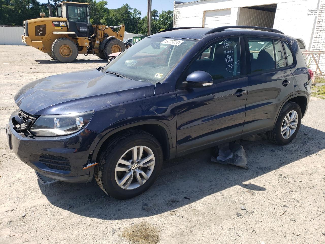 WVGAV7AX8FW588886 2015 Volkswagen Tiguan S