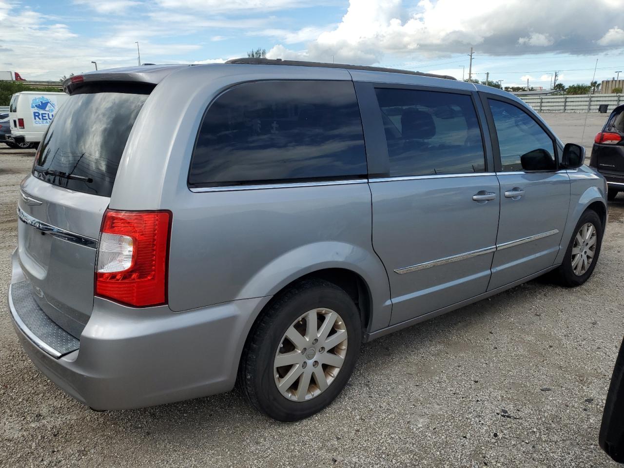 2C4RC1BG8ER442360 2014 Chrysler Town & Country Touring