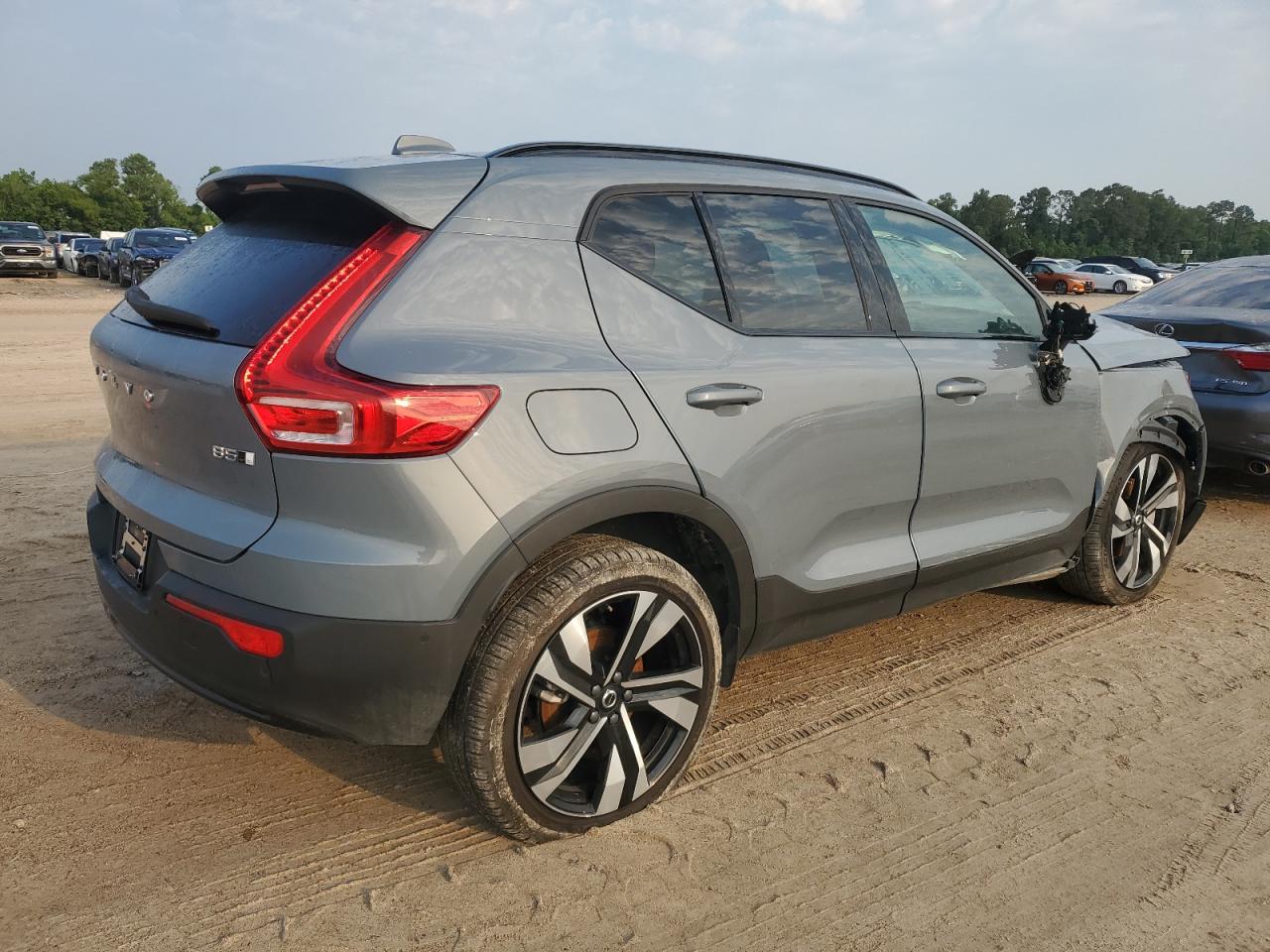 YV4L12UL0P2013823 2023 Volvo Xc40 Plus