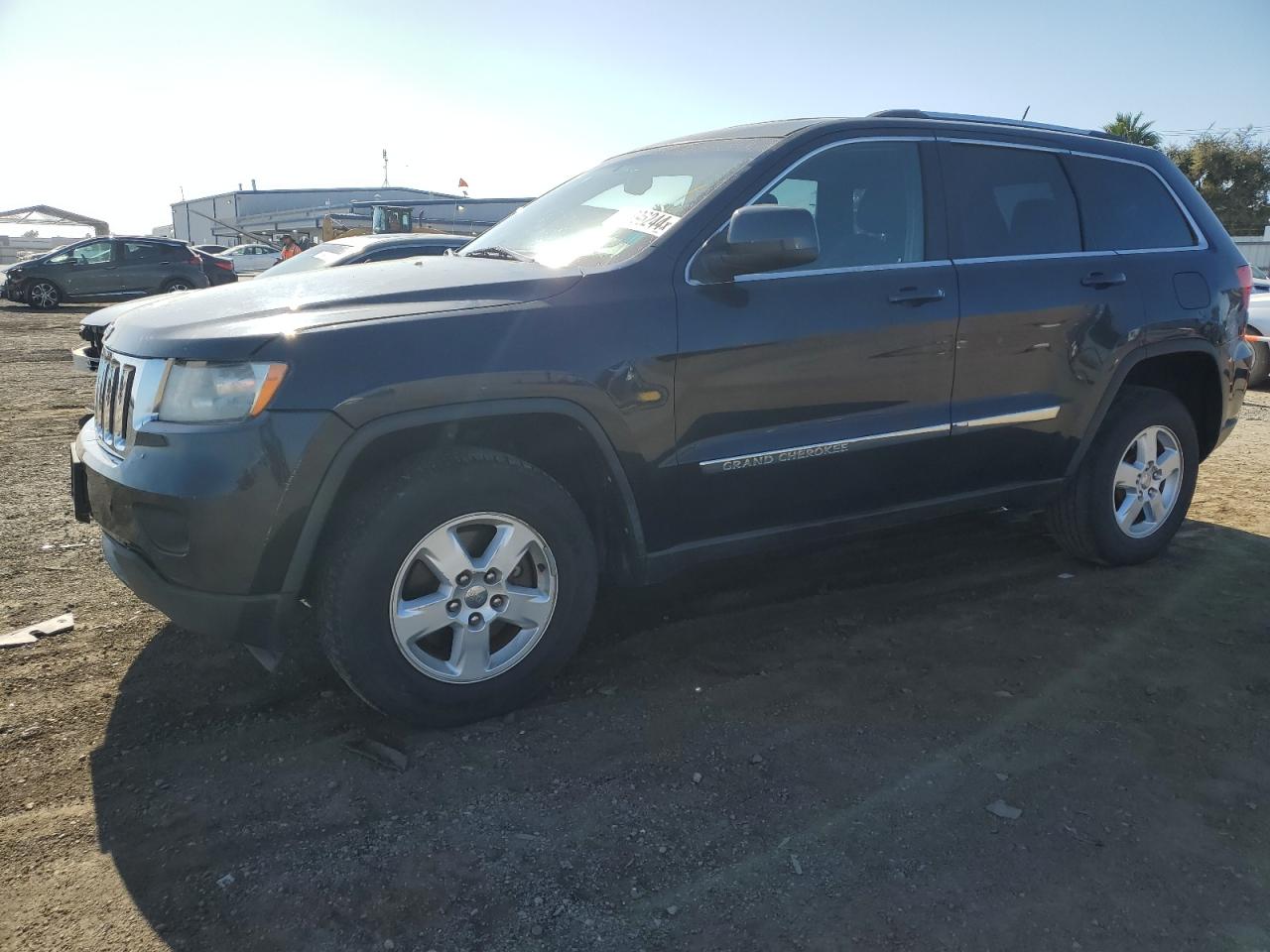 1C4RJEAG1CC334201 2012 Jeep Grand Cherokee Laredo