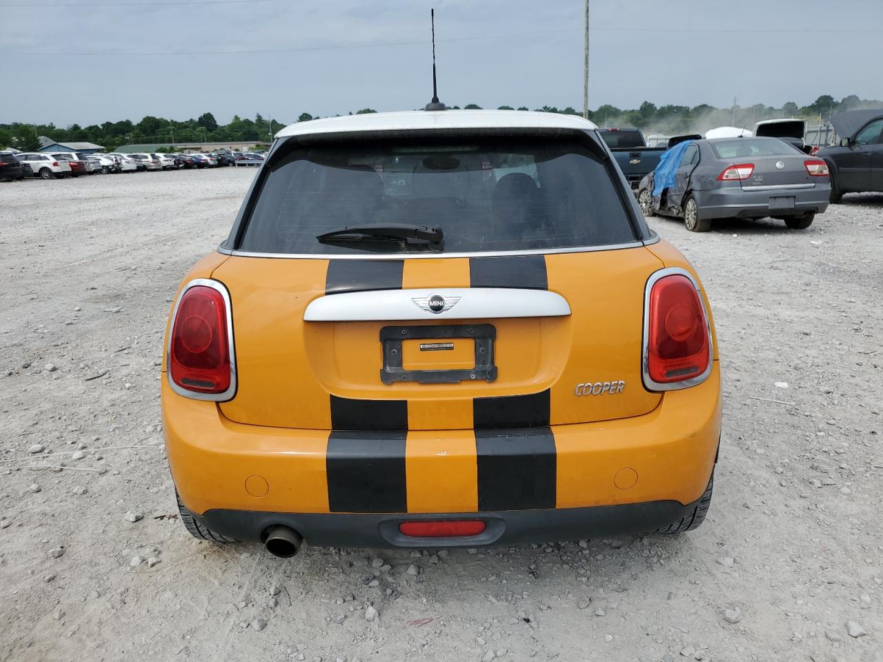 2015 Mini Cooper VIN: WMWXS5C56FT832167 Lot: 59217574